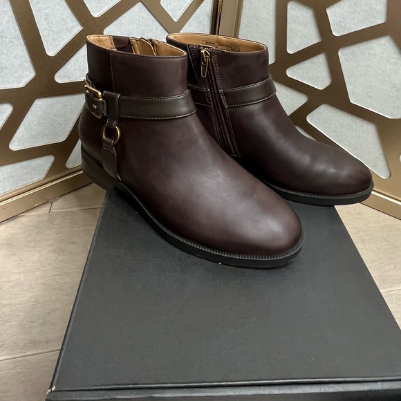 New Vionic Rhiannon Women Bootie Leather 6.5 M Orthotics Arch Support Low Heel - Picture 4 of 8